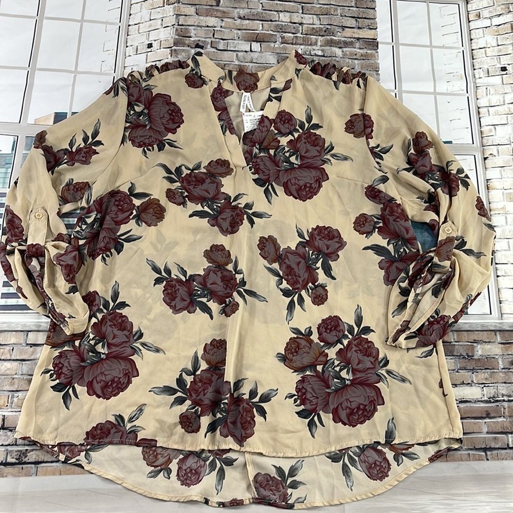 NWT Women’s Live 4 Truth Tan Multicolored Floral Key Hole V Neck Blouse (1X)GD05